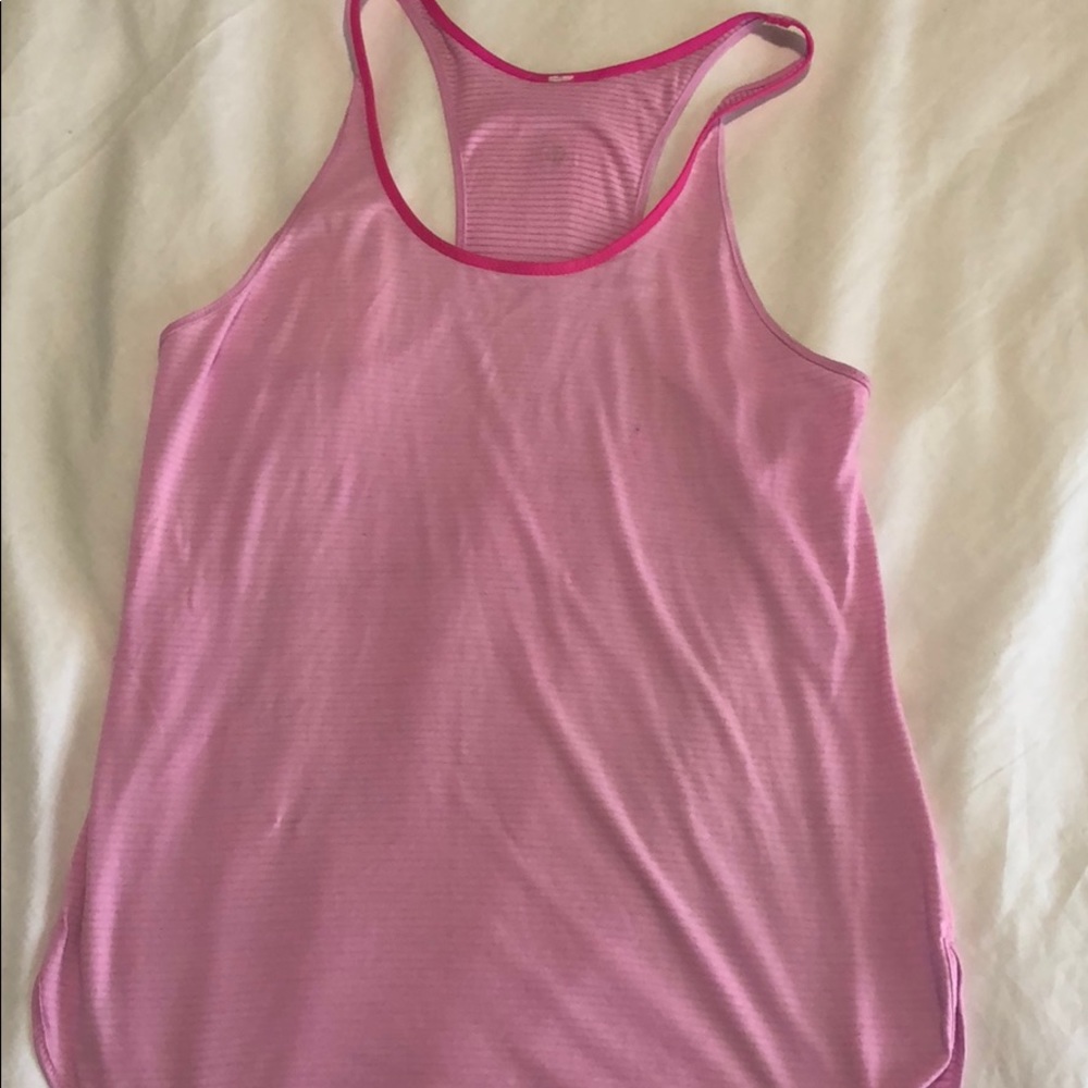 Lululemon pink tank